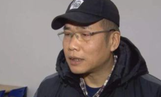 九游官网:马德兴谈国足：最大败笔就是防守型中场的位置上，选择黄政宇首发