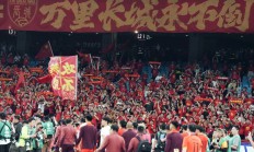 九游APP下载:“大莲花”见证“中国红” “丝滑”散场显温度