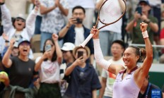 九游官网:郑钦文击败萨姆索诺娃 首进法网女单八强